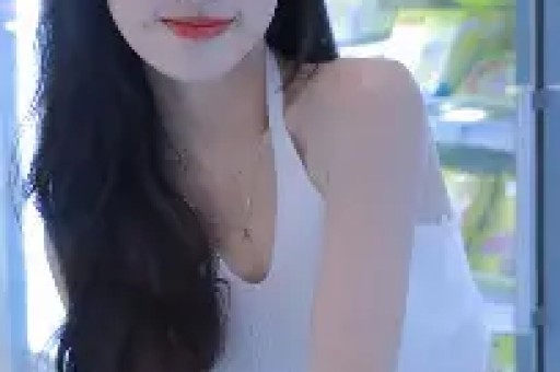 这个坚强面对绝症的少女形象不仅让