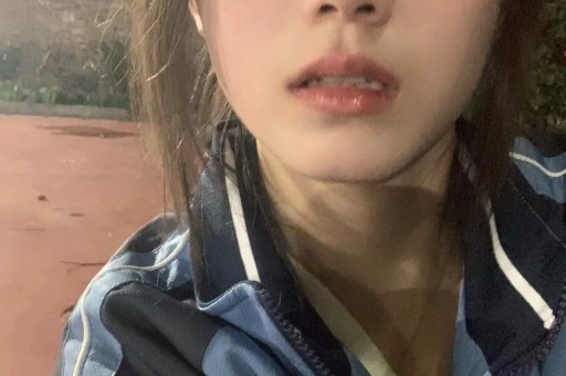 女明星集体“塌房”她们为啥都不装了